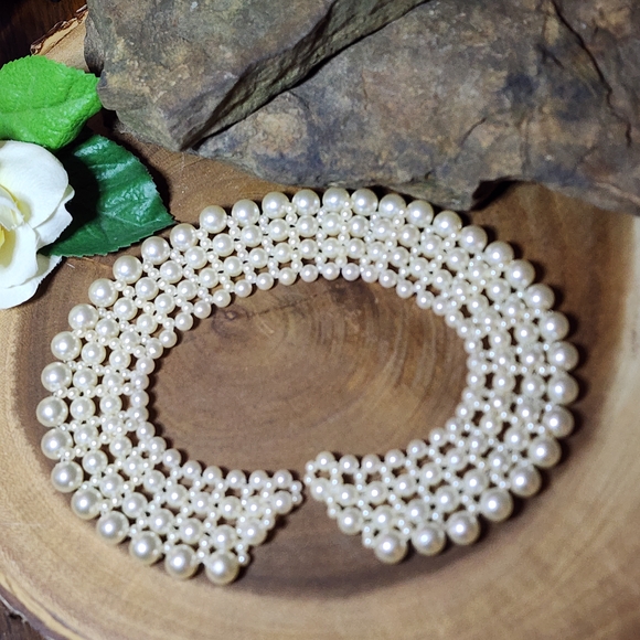 Elegant Faux Pearl Bib Collar Accent Piece - Picture 8 of 8